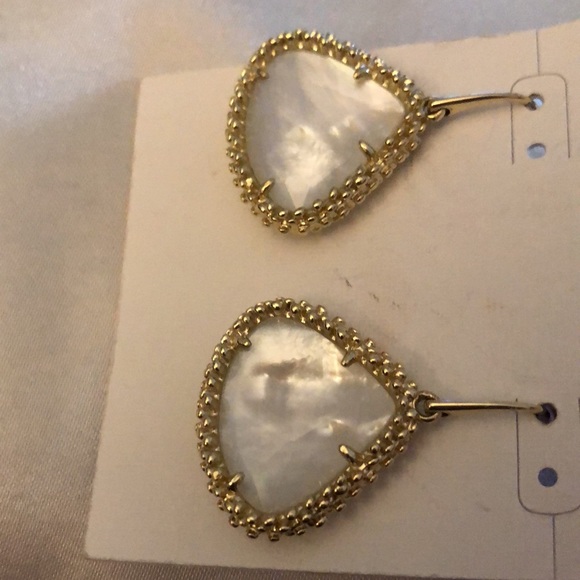Kendra Scott Framed Kendall Drop Earrings With Ivory Mother Of Pearl NWT - Picture 8 of 12